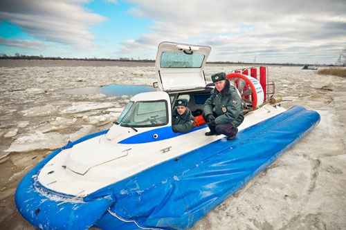 hovercraft to control